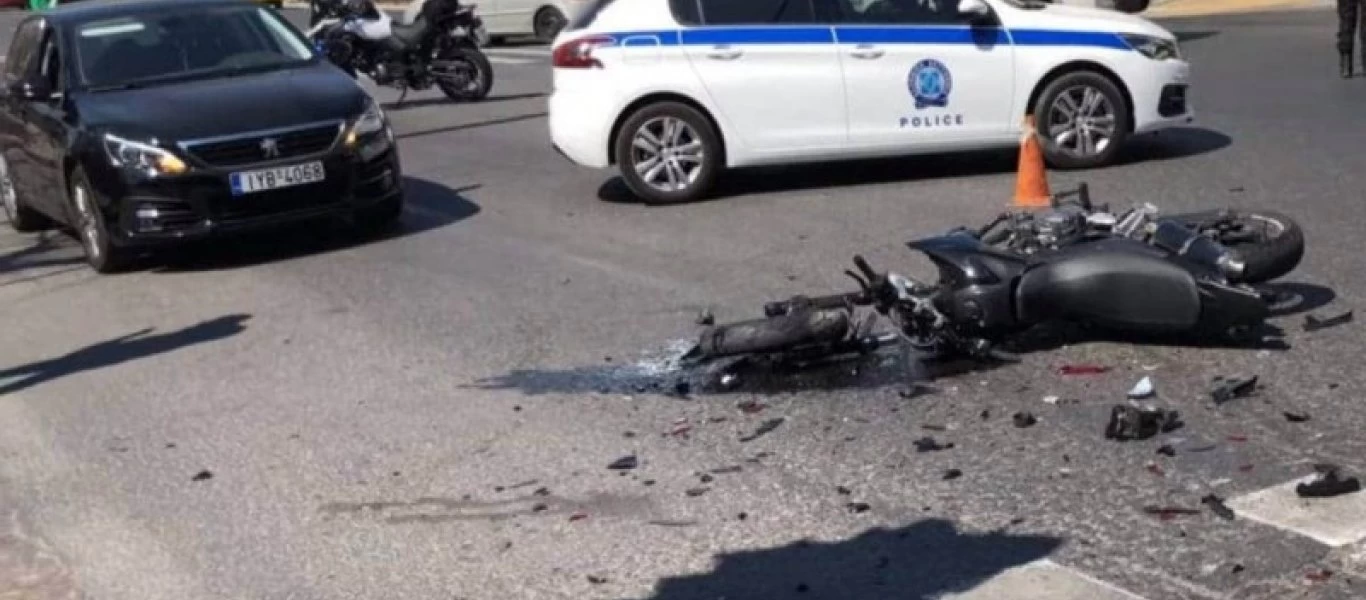 ΕΛ.ΑΣ: Μετά από τρεις ημέρες καταδίκασαν την απρεπή συμπεριφορά του αστυνομικού έξω από την Βουλή